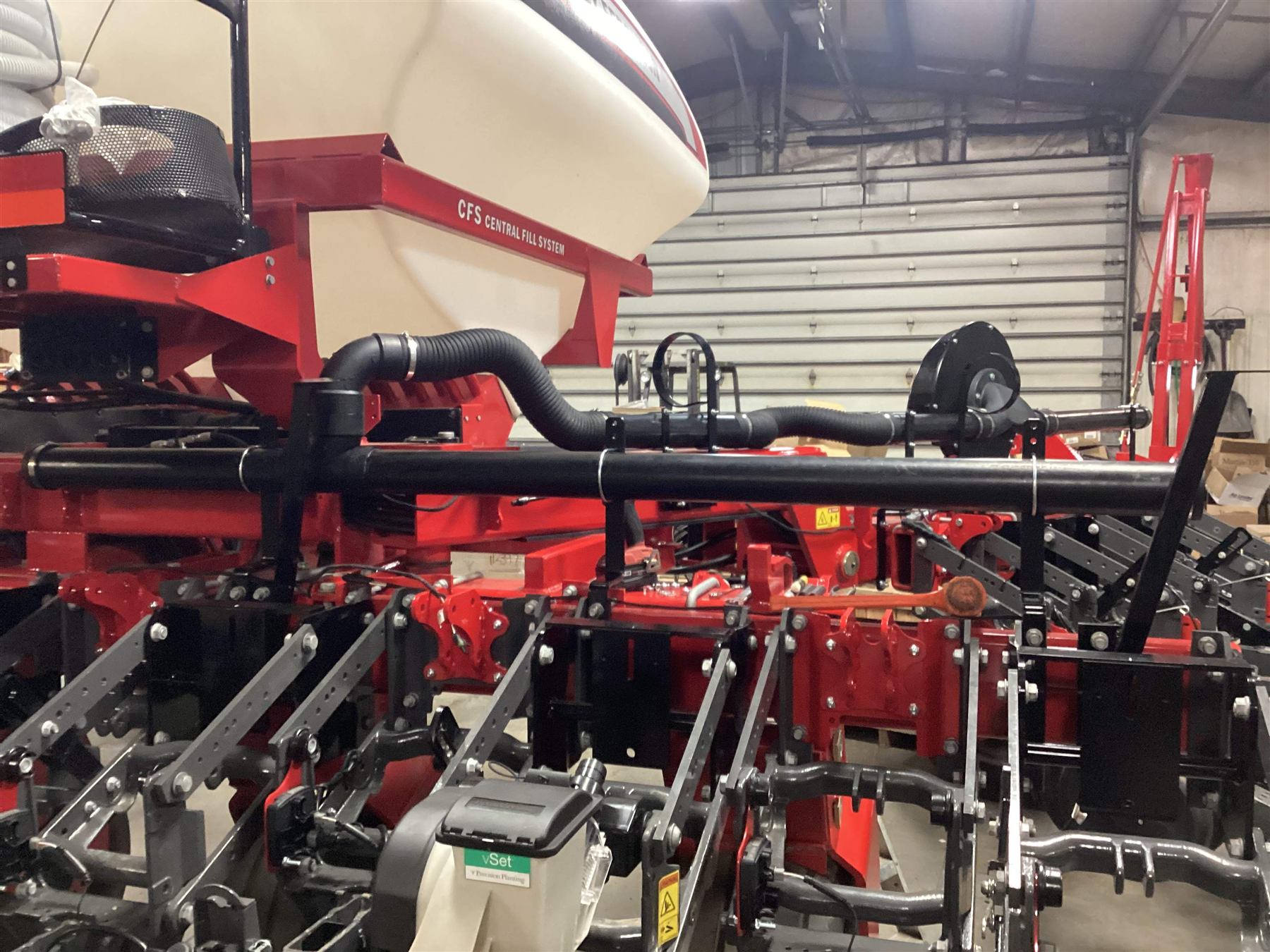 AGCO Massey — 15" — 24R — Installation close-up