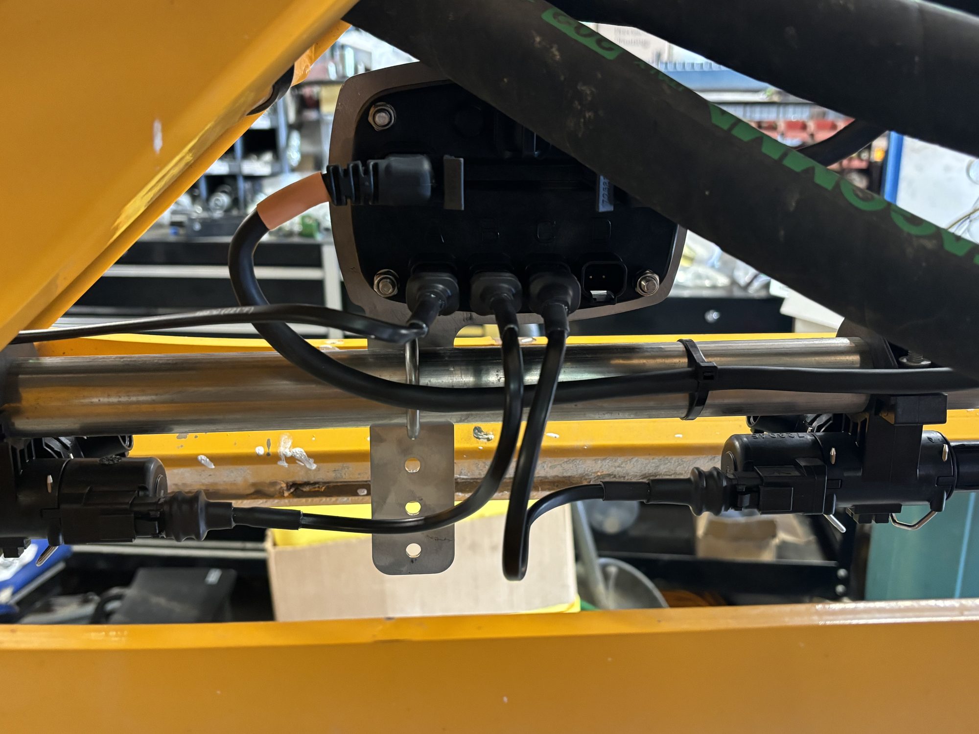 Hagie STS12 — project photo 16