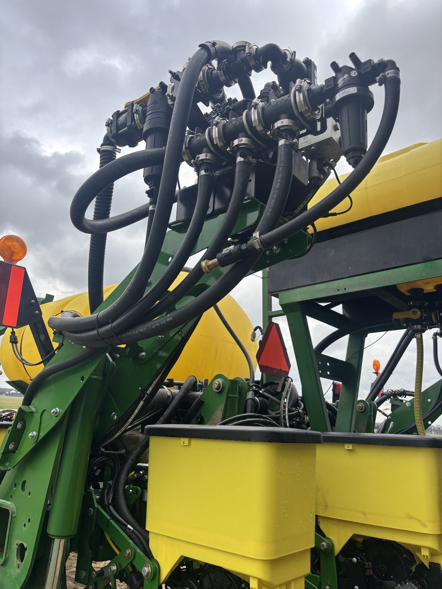 John Deere 1770NT — 30" — 24R — project photo 34