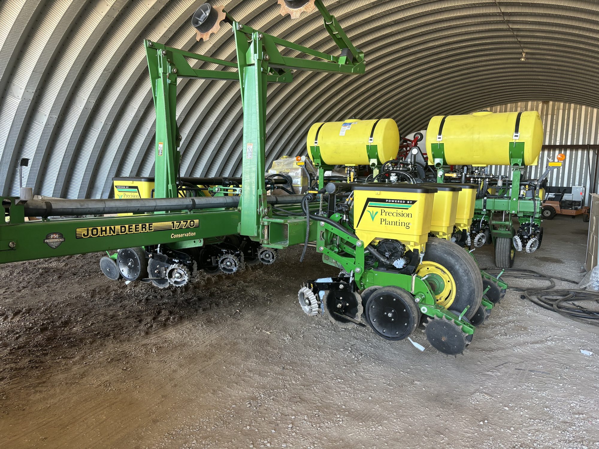 John Deere 7200 — 30" — 12R — project photo 37