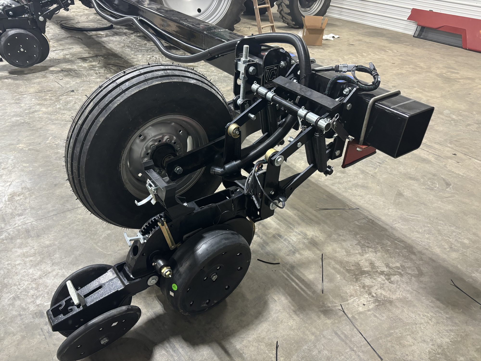 TC Machine Male-Row — 6R Custom Bar — project photo 9